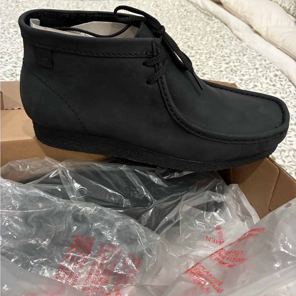 Clarks Tan Shoe Box